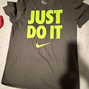 Nike 'Just Do It' Logo T-Shirt - Charcoal with Neon Yellow